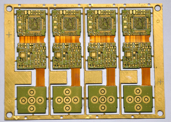 http://www.qyrtzss.cn/PCBdianlubanyingban.shtml